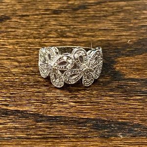 Lia Sophia Flower Bloom Ring. sterling silver. No longer made!